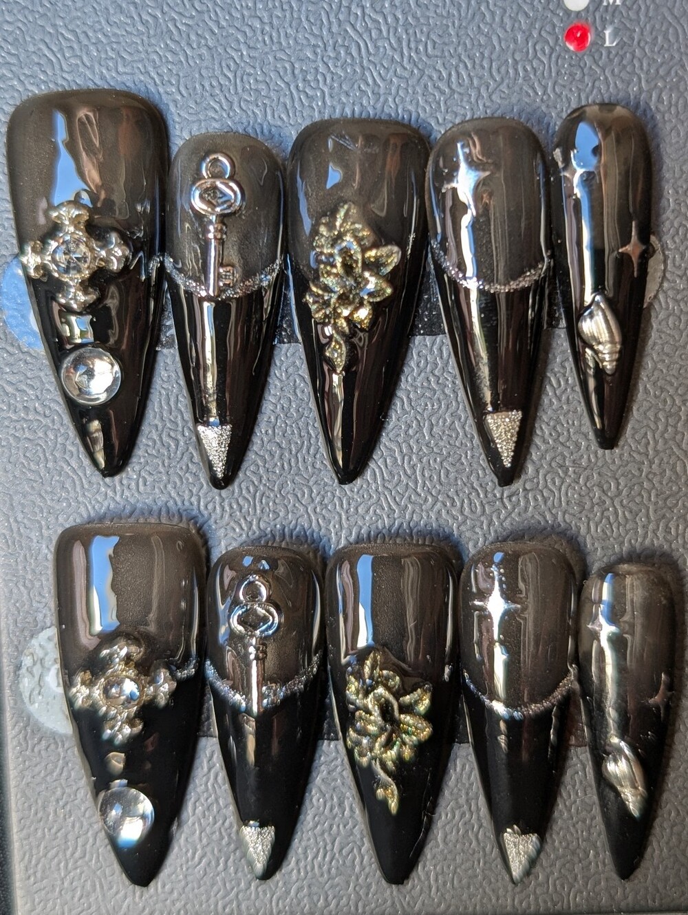 ❤️ 10pc Handmade Stiletto Press-On Premium Nails Size: Large 3.0 #13